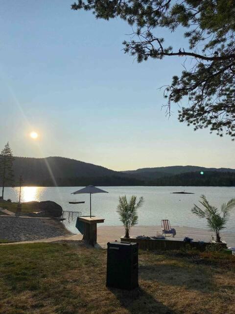 Ferienwohnung Fin, Enkel Leilighet Med Nydelig Strand I Naerheten Amdals Verk Exterior foto